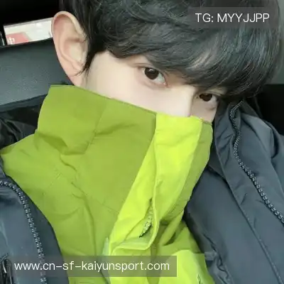 尹闻总